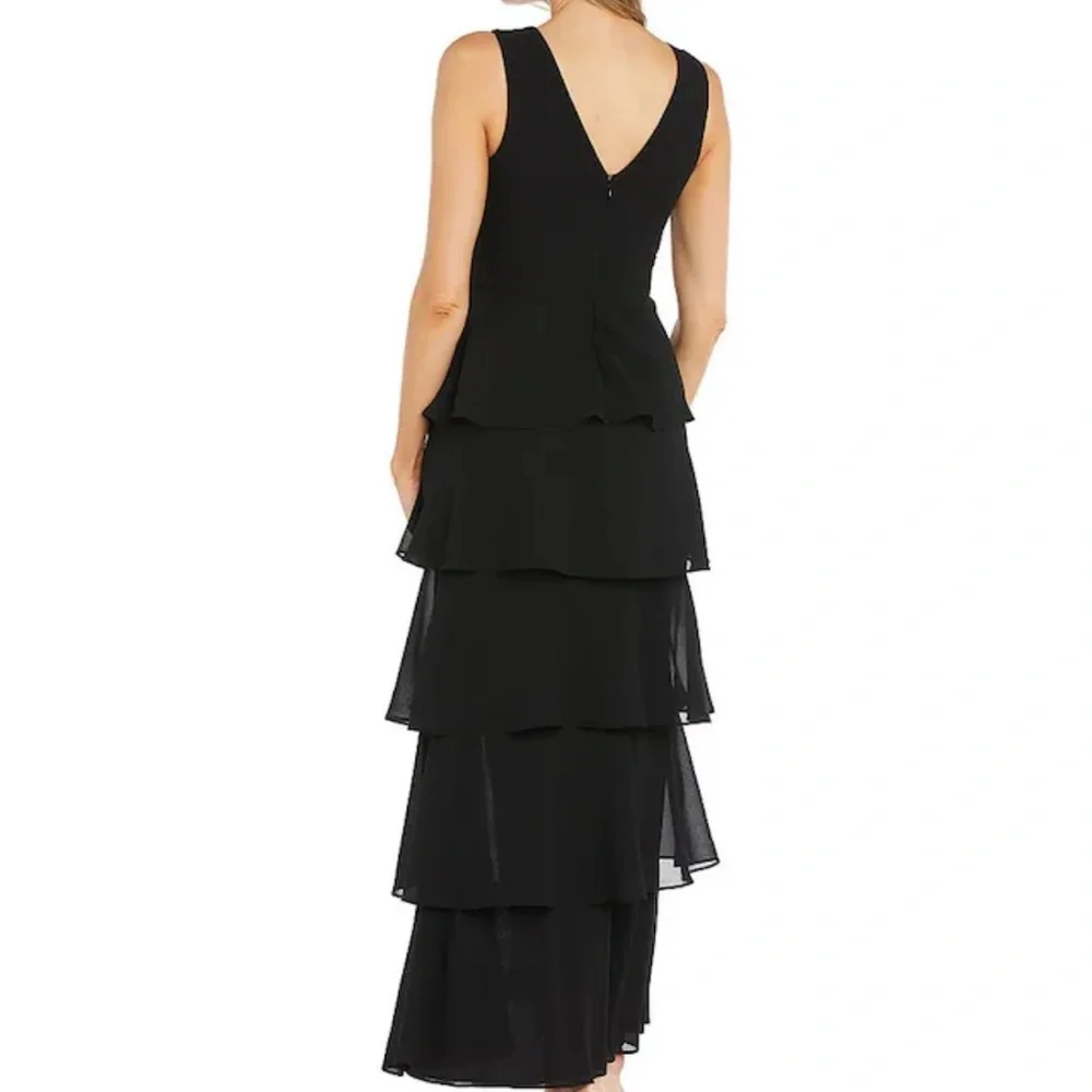 R&M Richards Black Tiered Maxi Dress - Picture 8 of 11